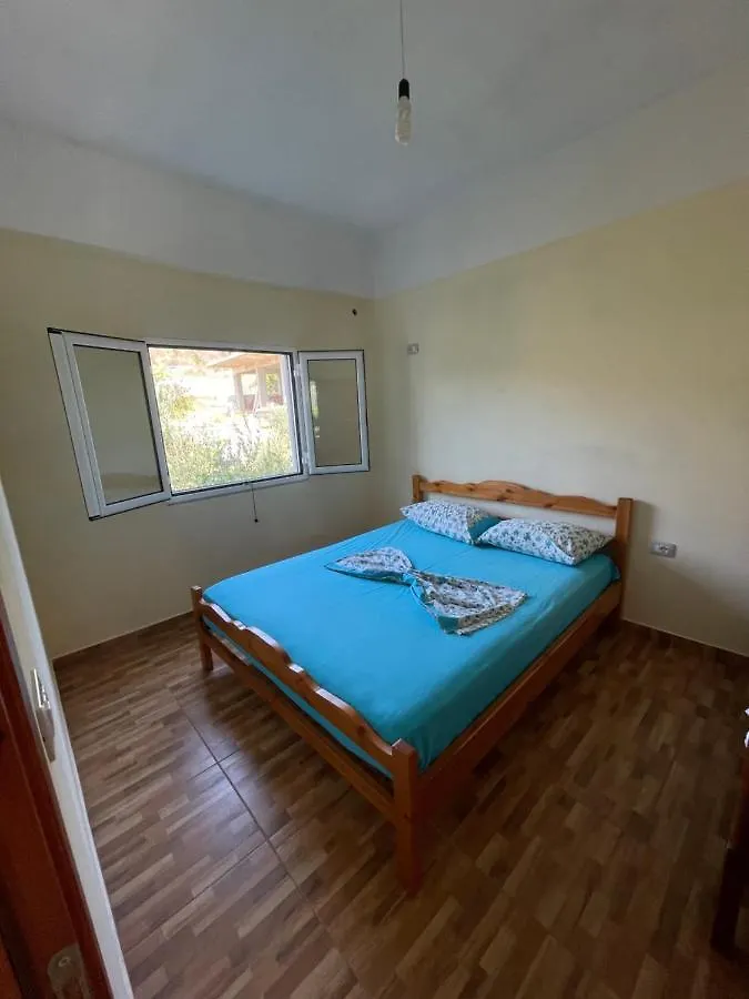 Qeparo Hill Apartments 0*,